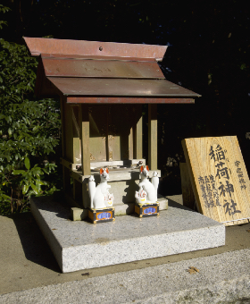 ��q��א_��