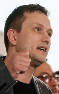 �C�F���X-�t���f���b�N���j�[���Z��