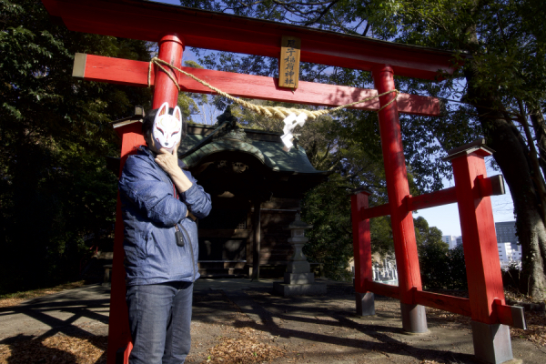 ��q��א_��